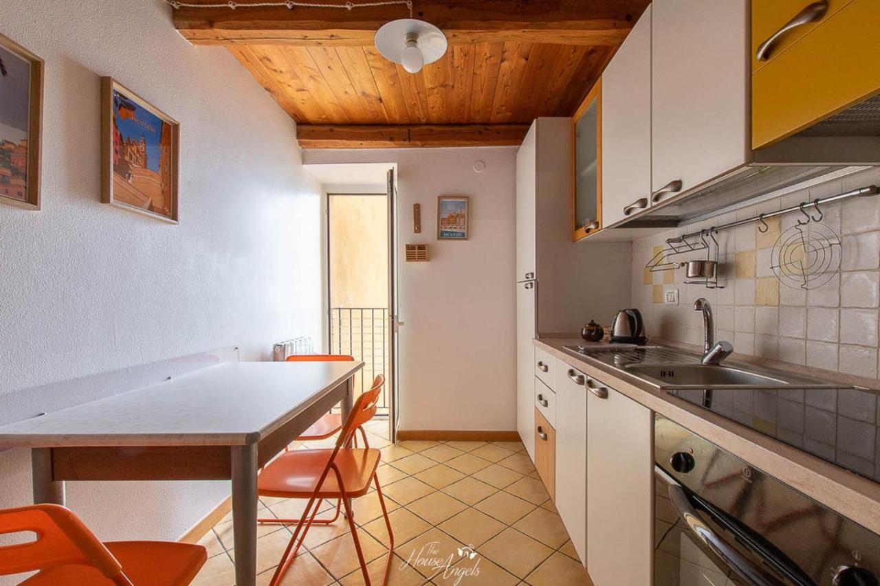 Vista Mare E Comfort In Centro Storico 멍똥 외부 사진