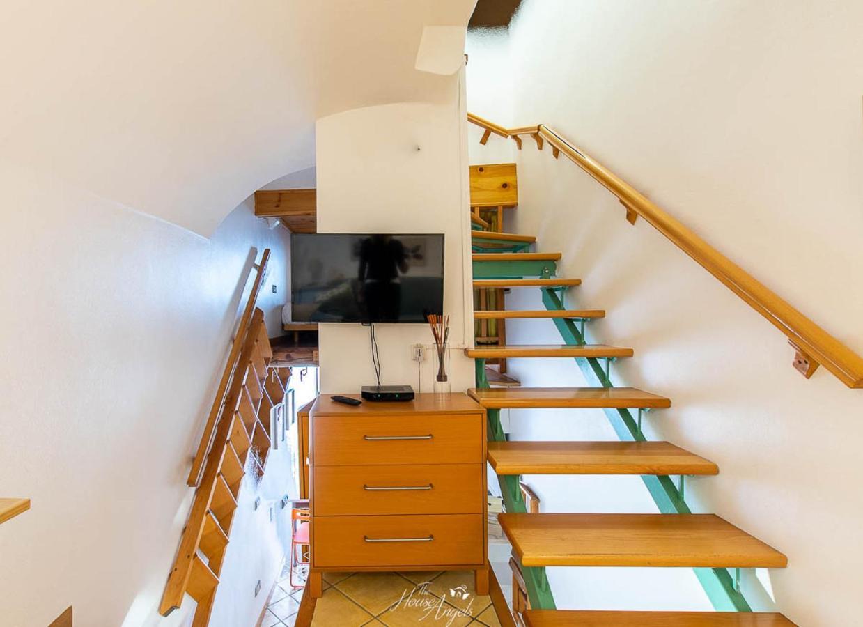 Vista Mare E Comfort In Centro Storico 멍똥 외부 사진